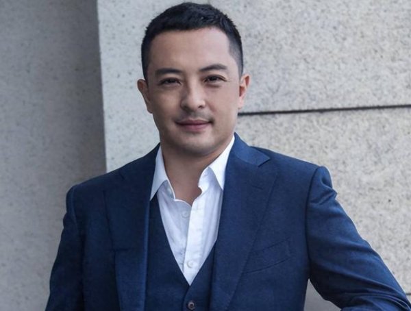 专业配资股票 他和曾黎相恋，三拿影帝买不起房，送外卖也不想红，49岁婚也离了